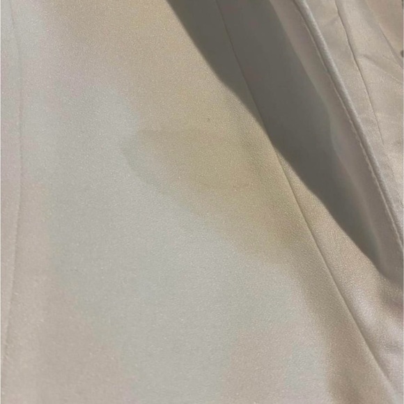 Wedding dress and jacket - Picture 8 of 8